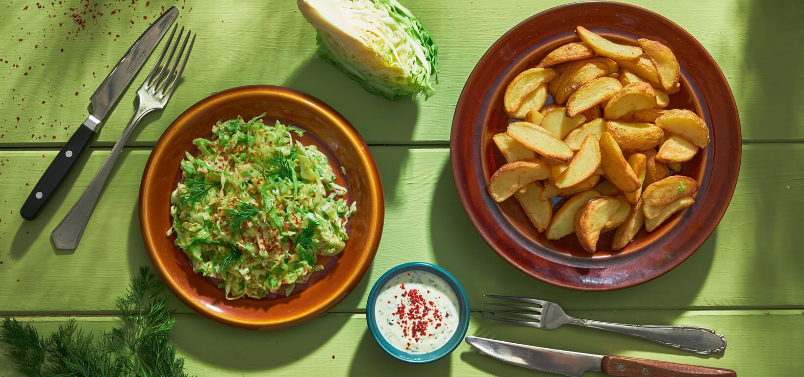 AVIKO Pati Parts с салатом из молодой капусты и горчично- укропной заправкой