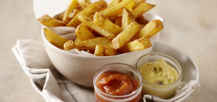 Картофель фри Mama's с домашним кетчупом и майонезом со вкусом анчоусов